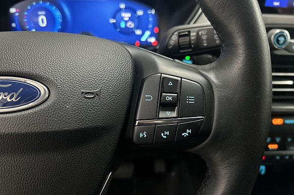 Ford Kuga 27 of 29