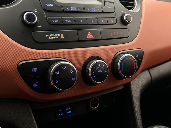 Hyundai i10 17 of 26