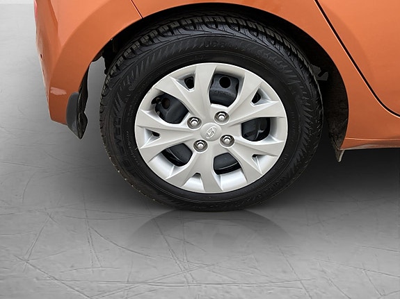 Hyundai i10 25 of 26