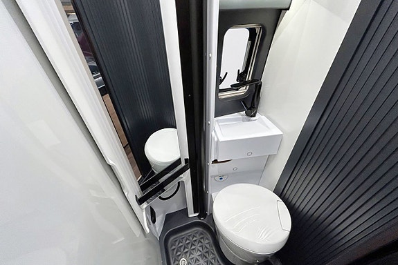 Knaus BOXLIFE 600 ME AUTOMAT ADAPTIV FARTHÅLLARE LÅNGBÄDDAR 26 of 30