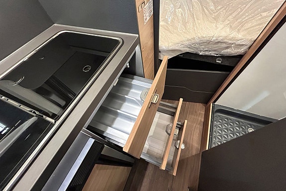 Knaus BOXLIFE 600 ME AUTOMAT ADAPTIV FARTHÅLLARE LÅNGBÄDDAR 20 of 30