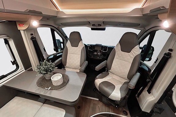 Knaus BOXLIFE 600 ME AUTOMAT ADAPTIV FARTHÅLLARE LÅNGBÄDDAR 5 of 30