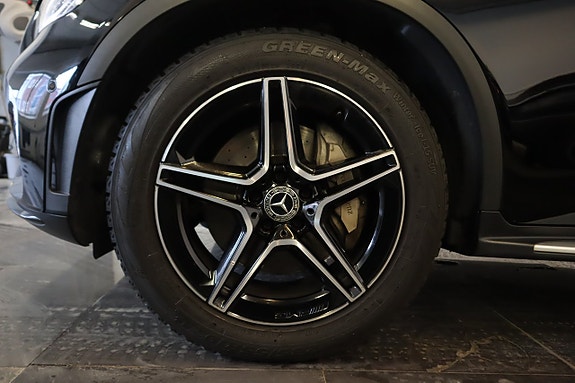 Mercedes-Benz GLC300 d 2 of 21