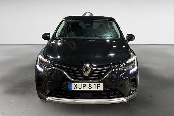 Renault Captur 10 of 16