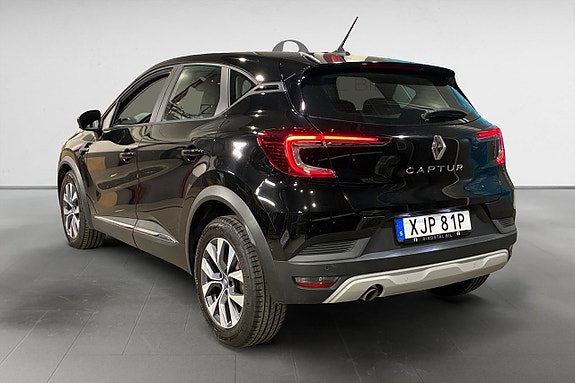 Renault Captur 5 of 16