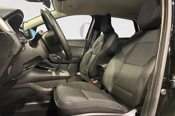 Renault Captur 3 of 16