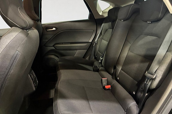 Renault Captur 14 of 16