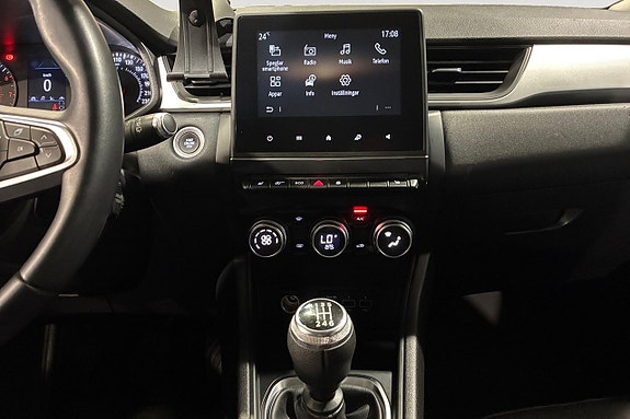 Renault Captur 12 of 16