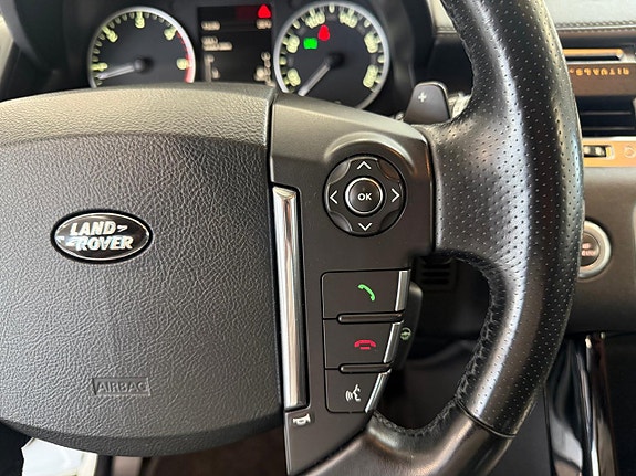 Land Rover Range Rover Sport 12 of 30