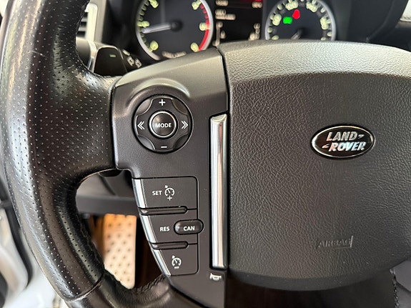 Land Rover Range Rover Sport 11 of 30