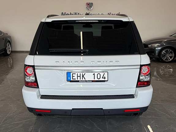 Land Rover Range Rover Sport 7 of 30