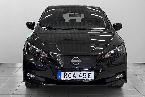 Nissan Leaf 8 of 23