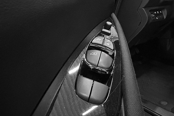 Nissan Leaf 20 of 23