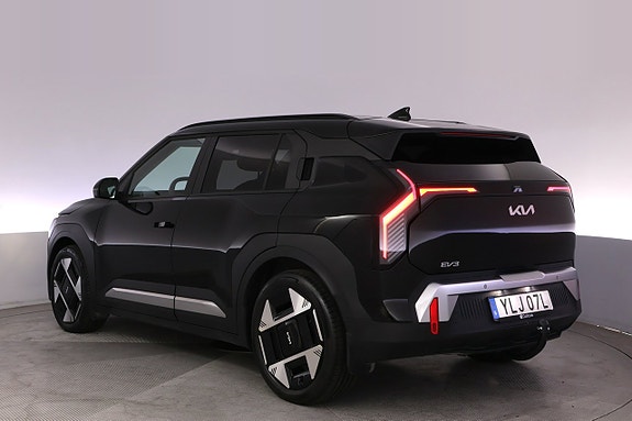 Kia EV3 4 of 27
