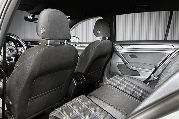 Volkswagen Golf I 12 of 19