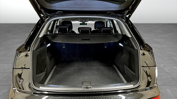 Audi Q5 12 of 26