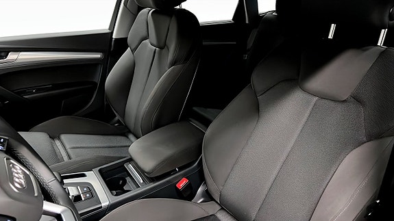 Audi Q5 8 of 26