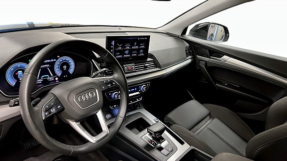 Audi Q5 7 of 26