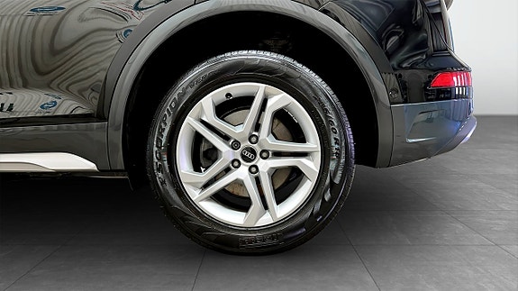 Audi Q5 6 of 26