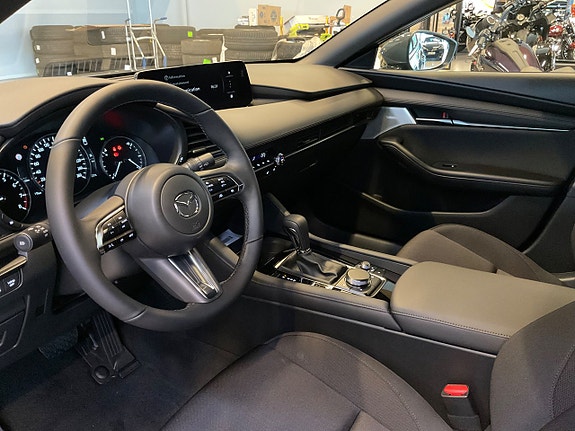 Mazda 3 7 of 13