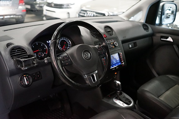 Volkswagen Caddy Maxi 9 of 15