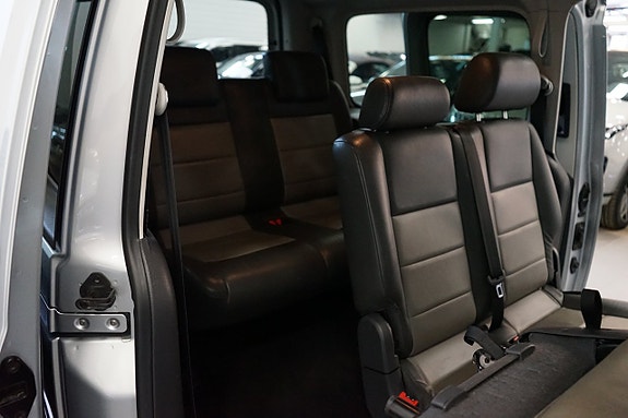 Volkswagen Caddy Maxi 12 of 15