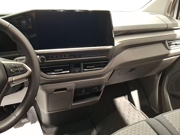 Volkswagen Transporter 8 of 11