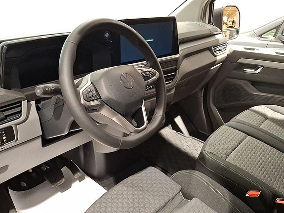 Volkswagen Transporter 6 of 11