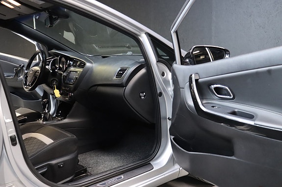 Kia Ceed 16 of 27