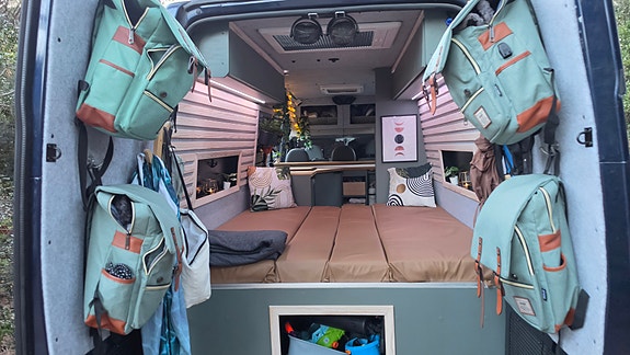 Ford Transit Campervan, plåtis 7 of 8
