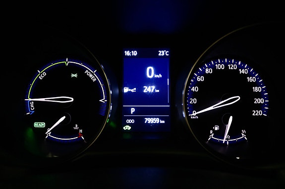Toyota C-HR 11 of 23