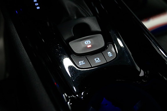 Toyota C-HR 20 of 23