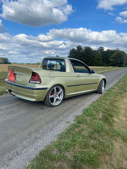 BMW 316Ti 2 of 13