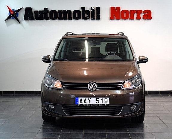 Volkswagen Touran 3 of 29