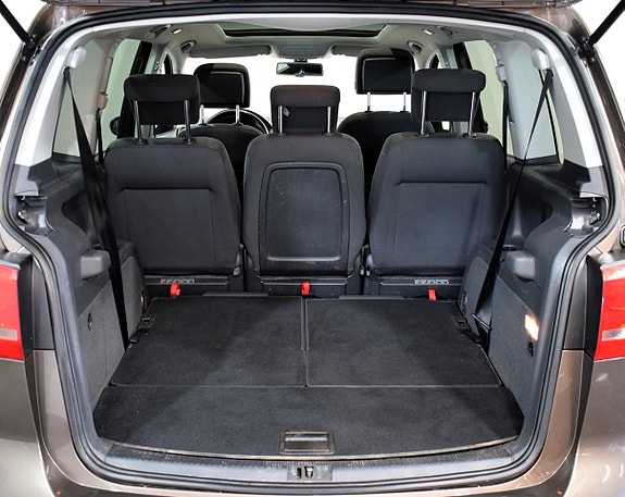 Volkswagen Touran 14 of 29