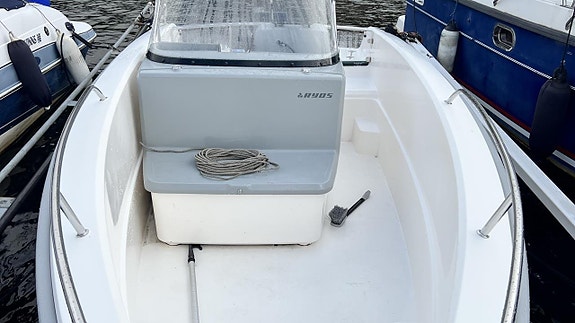 Ryds F528 Sport -12 / Mercury 75hk -07 4 of 9