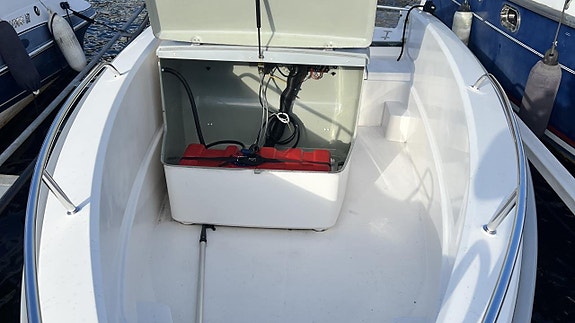 Ryds F528 Sport -12 / Mercury 75hk -07 6 of 9