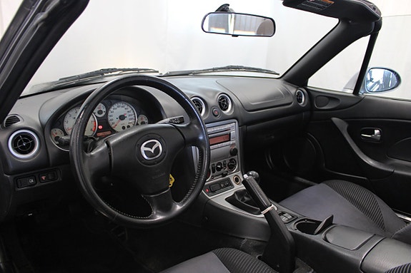 Mazda MX-5 10 of 13