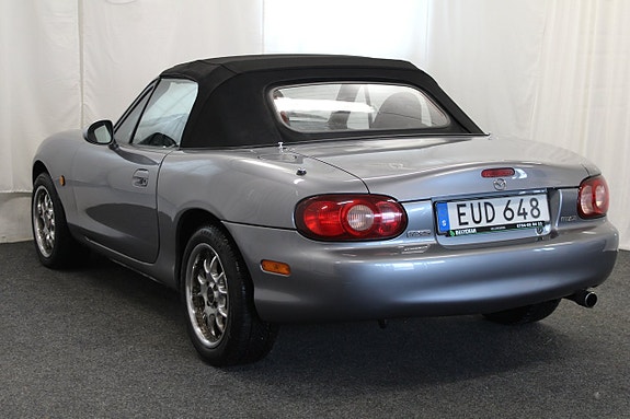 Mazda MX-5 6 of 13