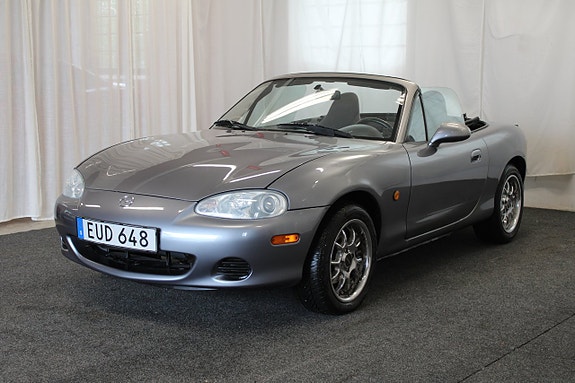 Mazda MX-5 3 of 13