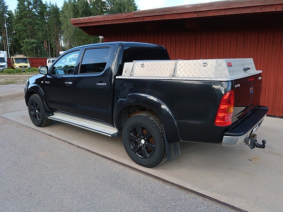 Toyota HiLux 6 of 13