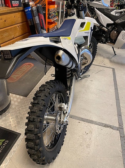 Husqvarna TX 125 6 timmar!! Elstart + kick 3 of 4