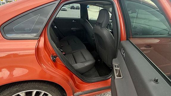 Volvo S40 7 of 8