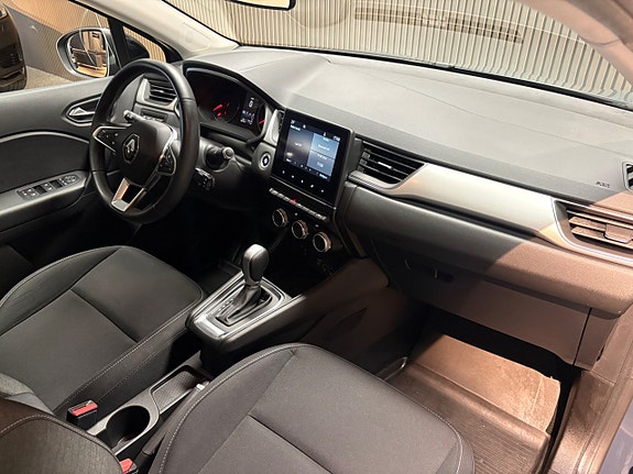 Renault Captur 8 of 19