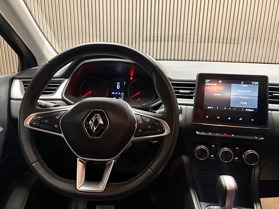 Renault Captur 10 of 19