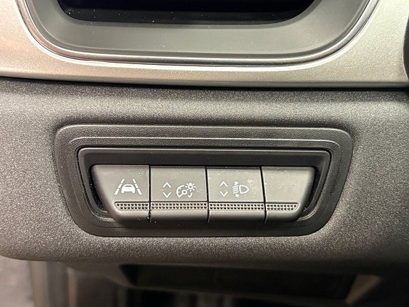 Renault Captur 13 of 19