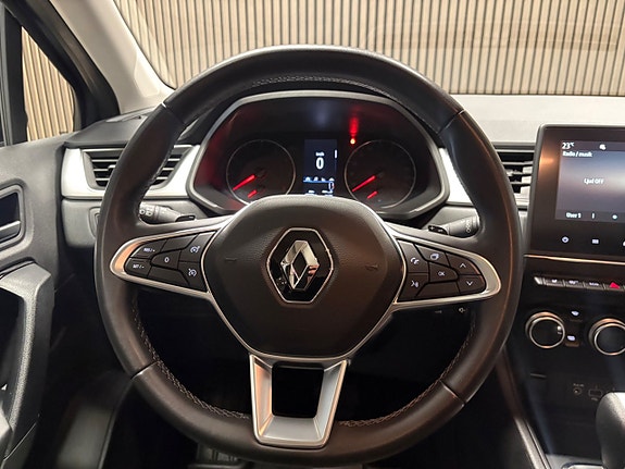 Renault Captur 11 of 19