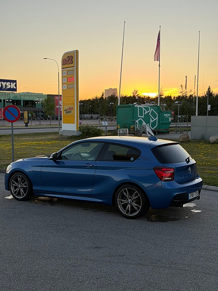 BMW M135i 4 of 5