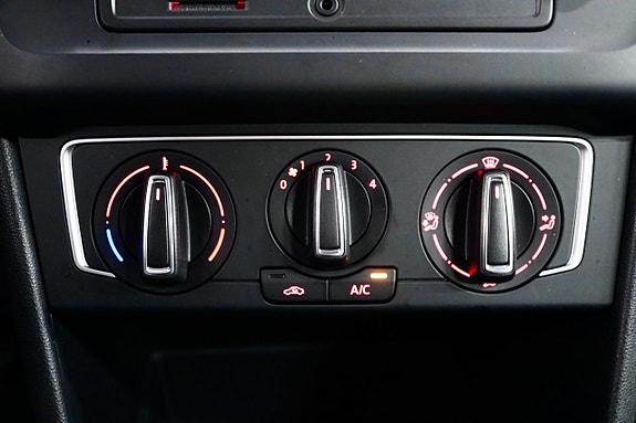 Volkswagen Polo 14 of 16
