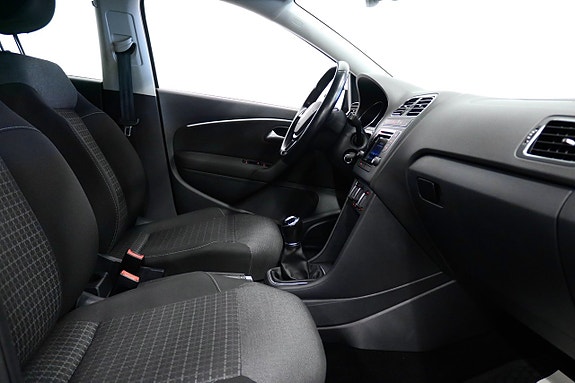 Volkswagen Polo 8 of 16